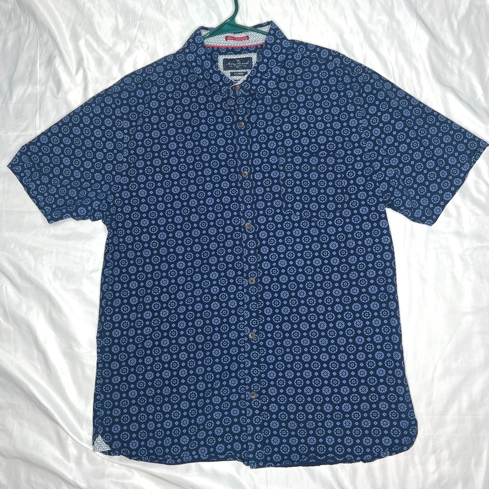 Across the Pond Mens XL Navy Blue Geometric Medallion Short Sleeve Button Down